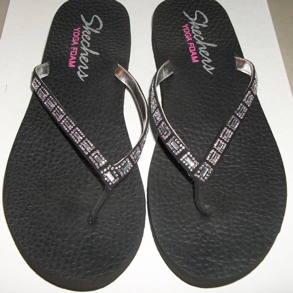Skechers Yoga Foam Jeweled Sandals Flip Flops 11